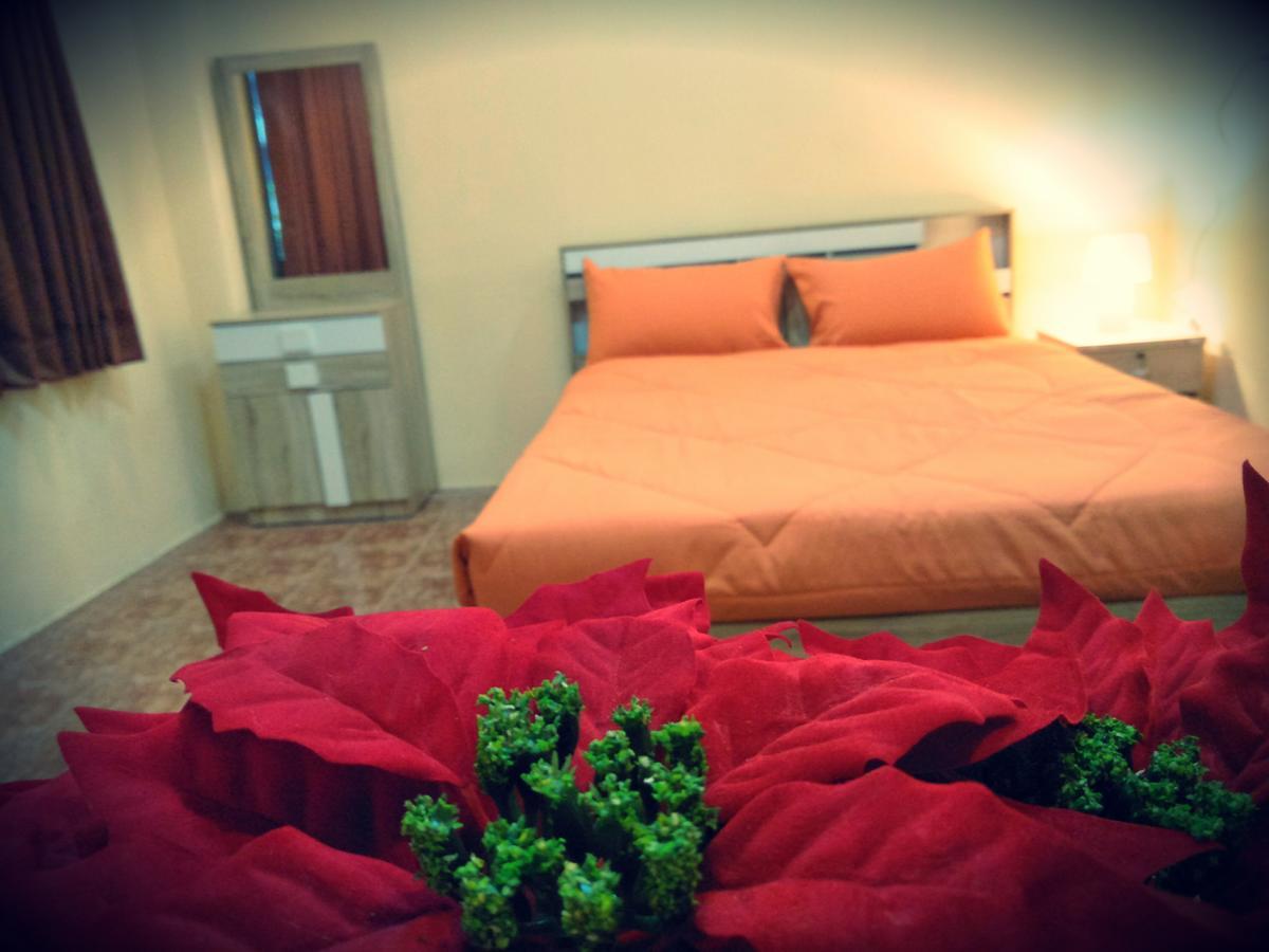 The Chillax Pattaya Hotel Buitenkant foto