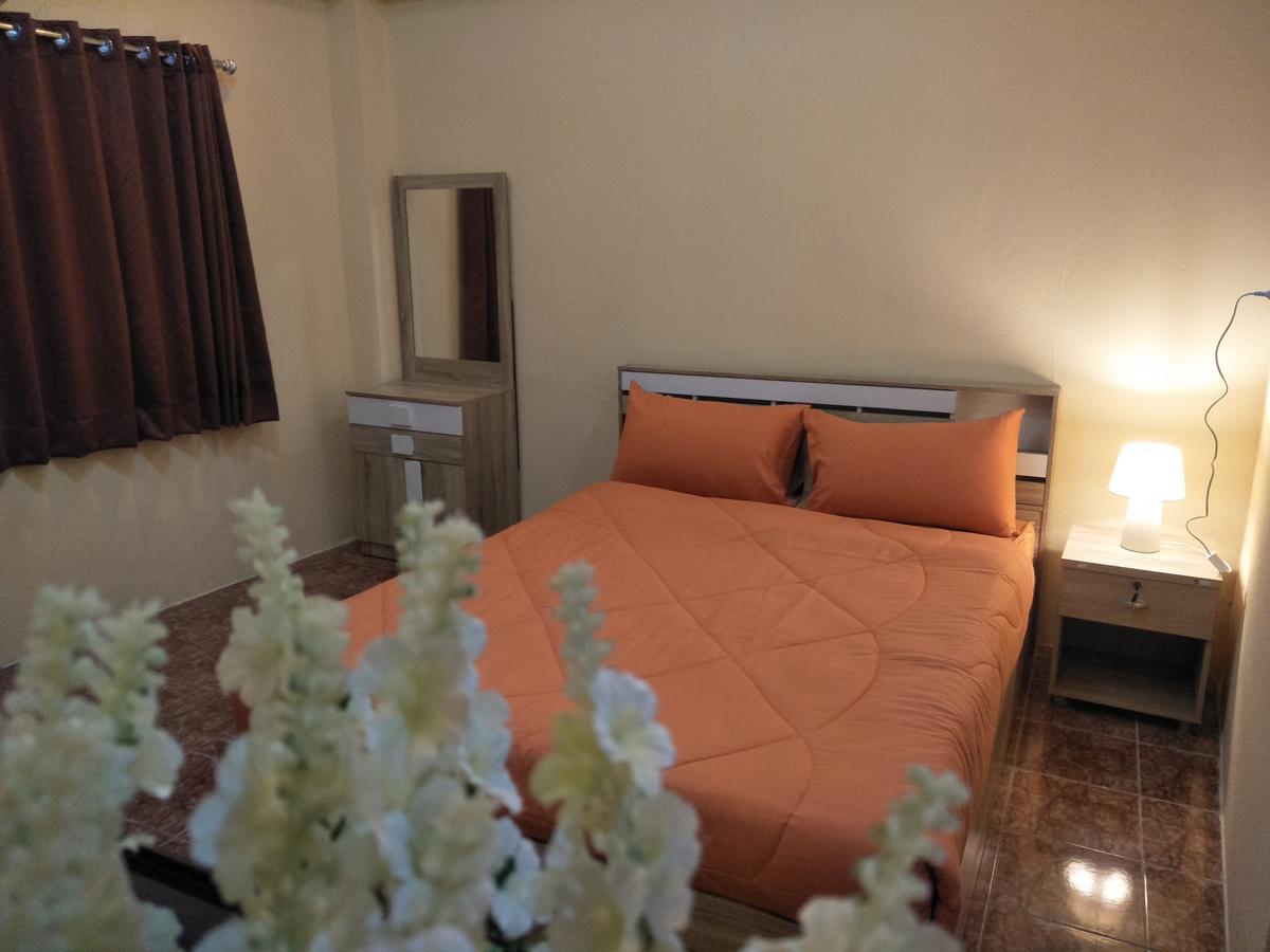 The Chillax Pattaya Hotel Buitenkant foto