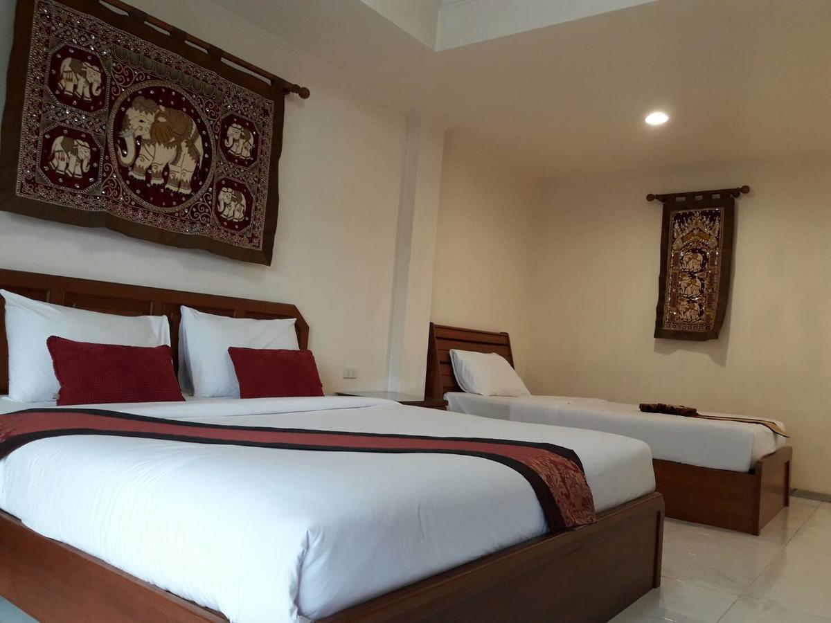 The Chillax Pattaya Hotel Buitenkant foto