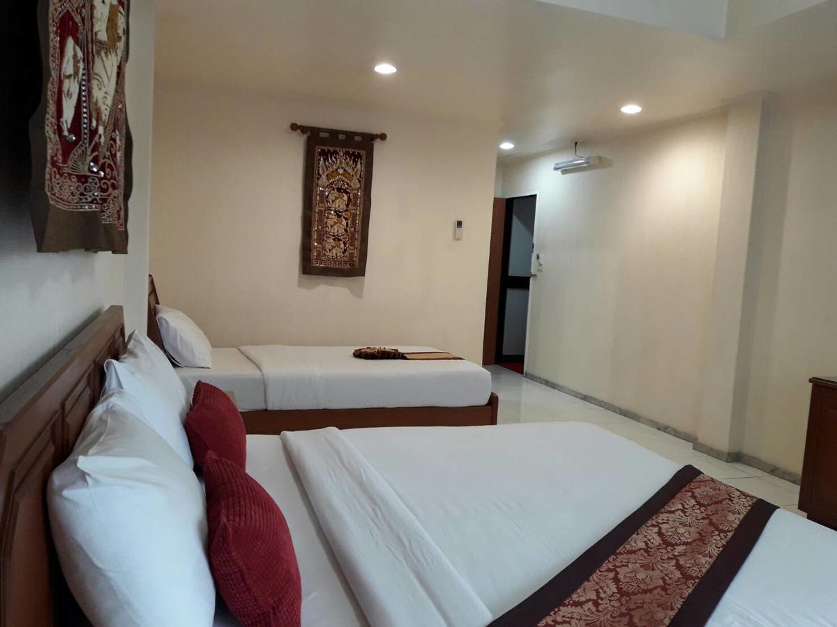 The Chillax Pattaya Hotel Buitenkant foto