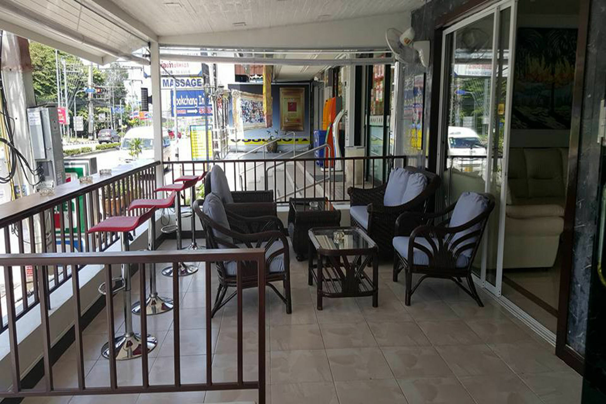 The Chillax Pattaya Hotel Buitenkant foto