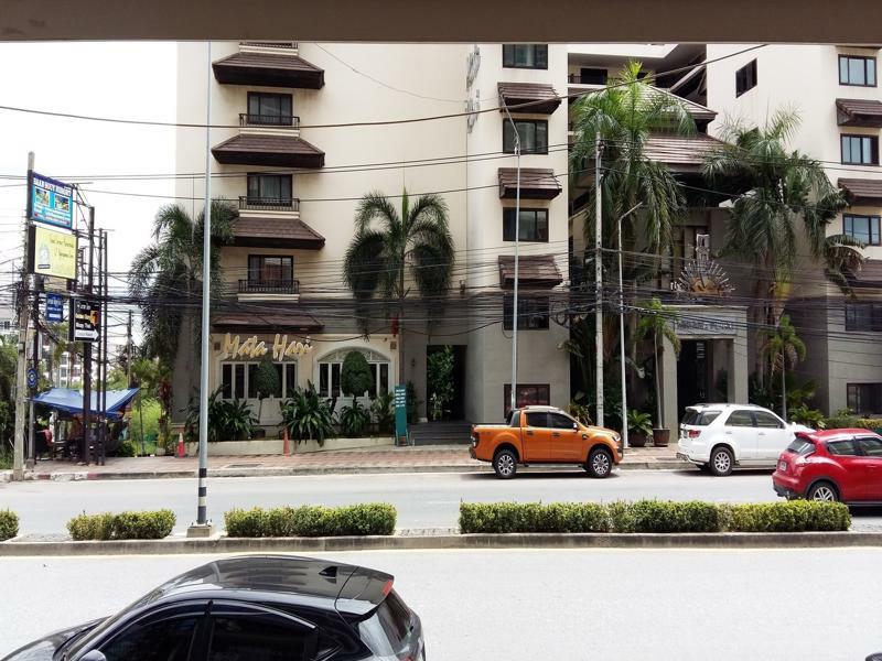 The Chillax Pattaya Hotel Buitenkant foto